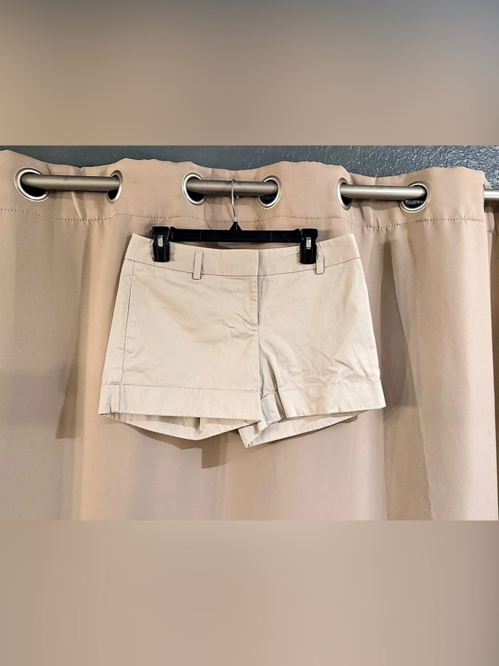 Express Women's Cotton Light Gray Shorts Size 6